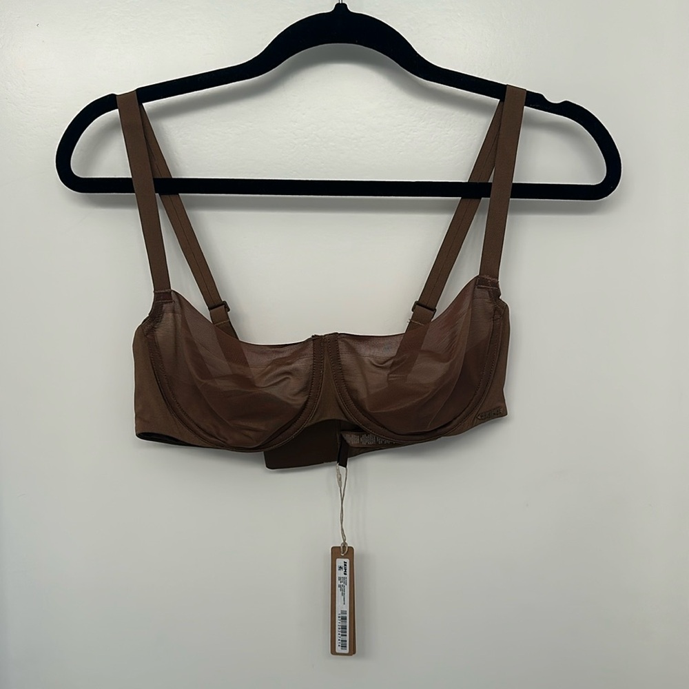 Skims No Show Molded Unlined Balconette Bra in jasper  36B NWT
